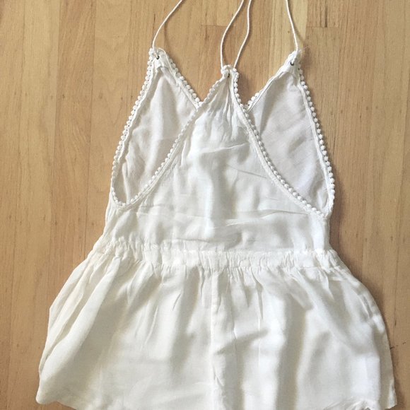 Urban Outfitters Ecoté White Ivory Romper - Picture 2 of 5